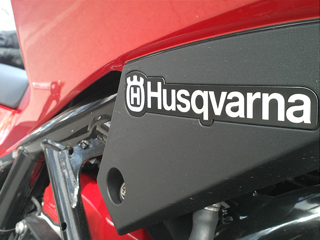 husqvarna nuda 900R in prova